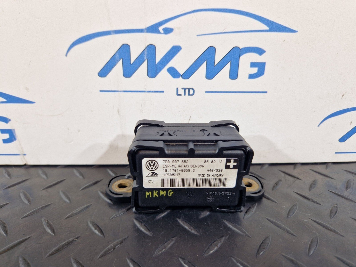 10-15 AUDI Q7 4L  YAW RATE SPEED SENSOR 7P0907652