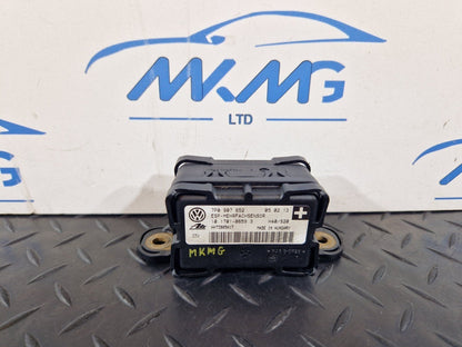 10-15 AUDI Q7 4L  YAW RATE SPEED SENSOR 7P0907652