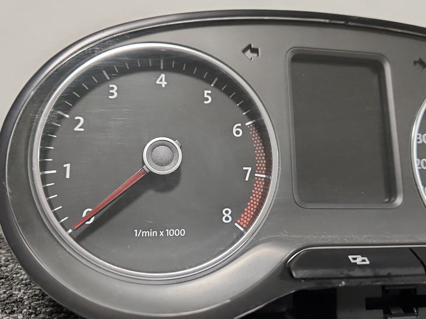 Volkswagen Polo 6R - MK5 Hatchback Genuine Instrument Cluster 6R0920960K