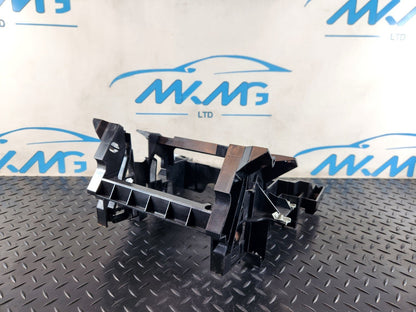 13-23 RANGE ROVER SPORT L494  CENTRE CONSOLE BRACKET MOUNT DK62-04268-A