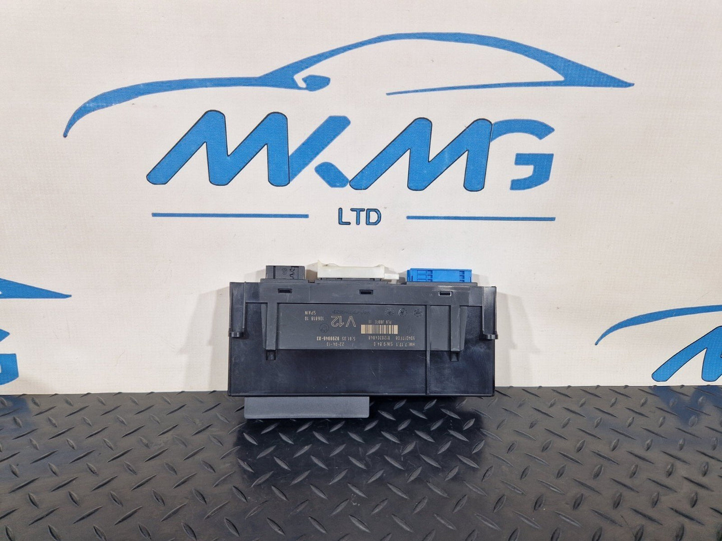 11-18 BMW 6 SERIES F06 RHD Comfort Control Unit 9299946