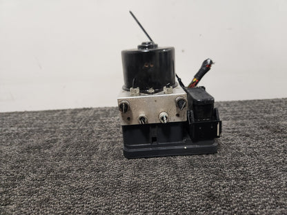 Volvo V50 MK2 FL (MW) 2.0L Diesel Genuine ABS Pump Control Module 8N51-2C405-AB