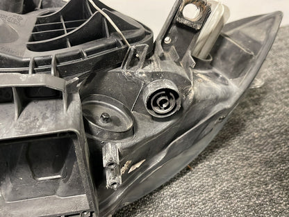 BMW 120i E87 Hatchback Genuine Front Right O/S Driver Headlight 6924488