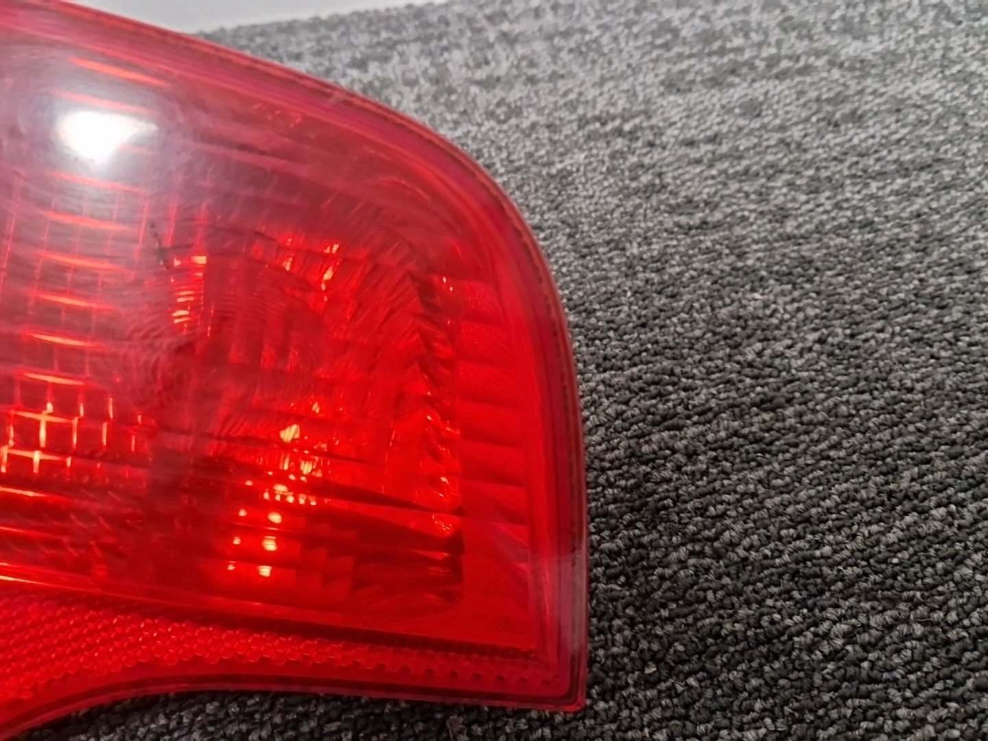 2006 Audi A4 B7 Genuine Rear Left N/S Passenger Inner Tail Light