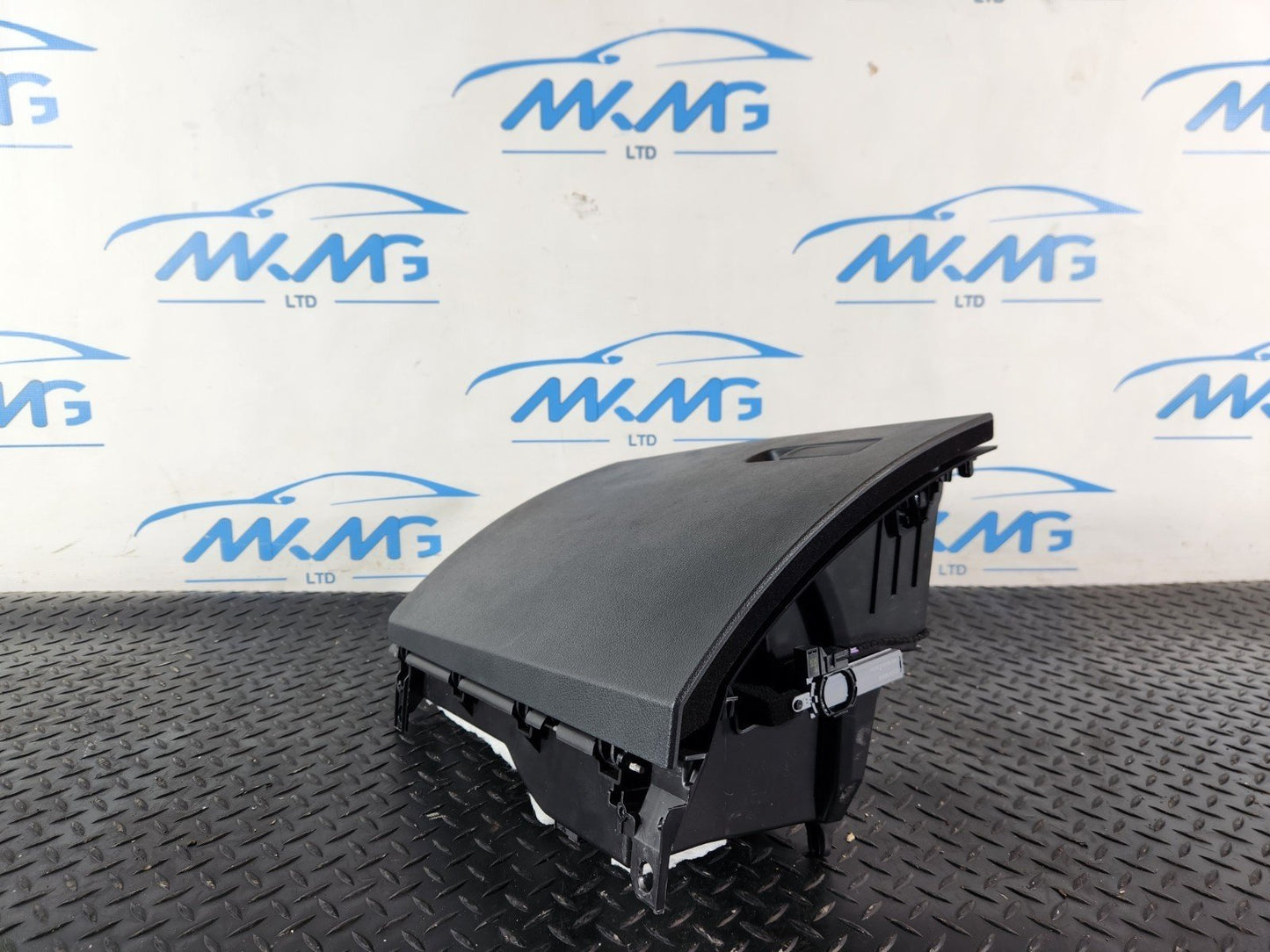 Mercedes-Benz B180 B-Class W247 Glove Box A2476807900 A2479980100