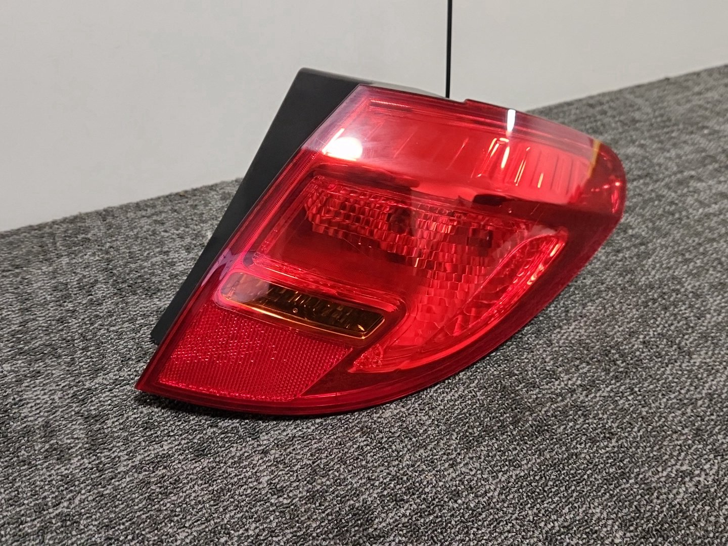 2011 Vauxhall Meriva MK2 (B) (4470) Genuine Rear Right O/S Outer Tail Light
