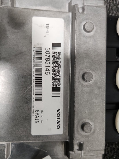 Volvo S40 MK2 (MS) Saloon Genuine Engine Control Unit ECU 30785146