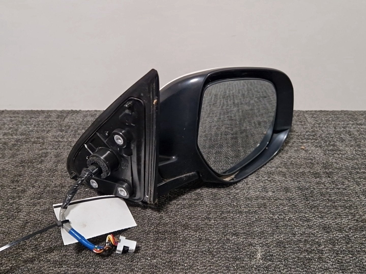 Mitsubishi Outlander PHEV MK3 (RE1) (GG2W) SUV Front Right Door Wing Mirror W13A