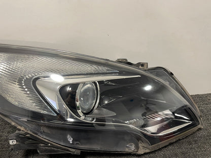 Vauxhall Zafira MK3 (C) (A3470) MPV Front Right O/S Driver Headlight 39009024