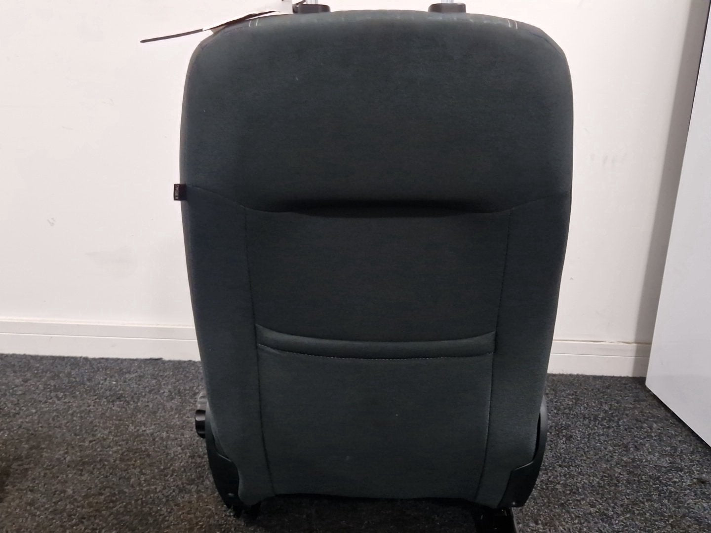 Ford Fiesta MK7 (B299) Hatchback Left Front Seat