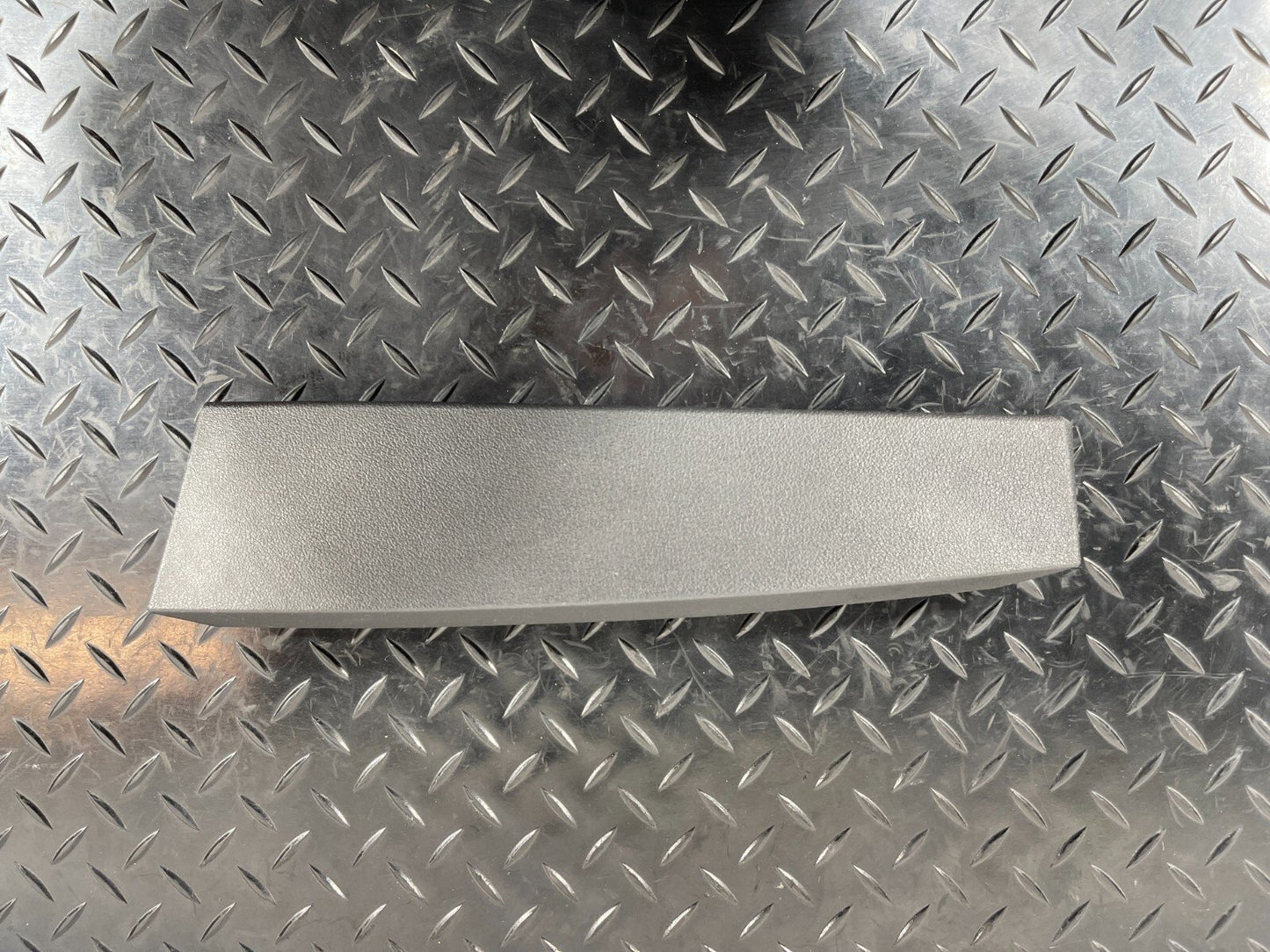 BMW 1 2 SERIES F40 F44 GLOVE BOX LOWER TRIM COVER 6994859