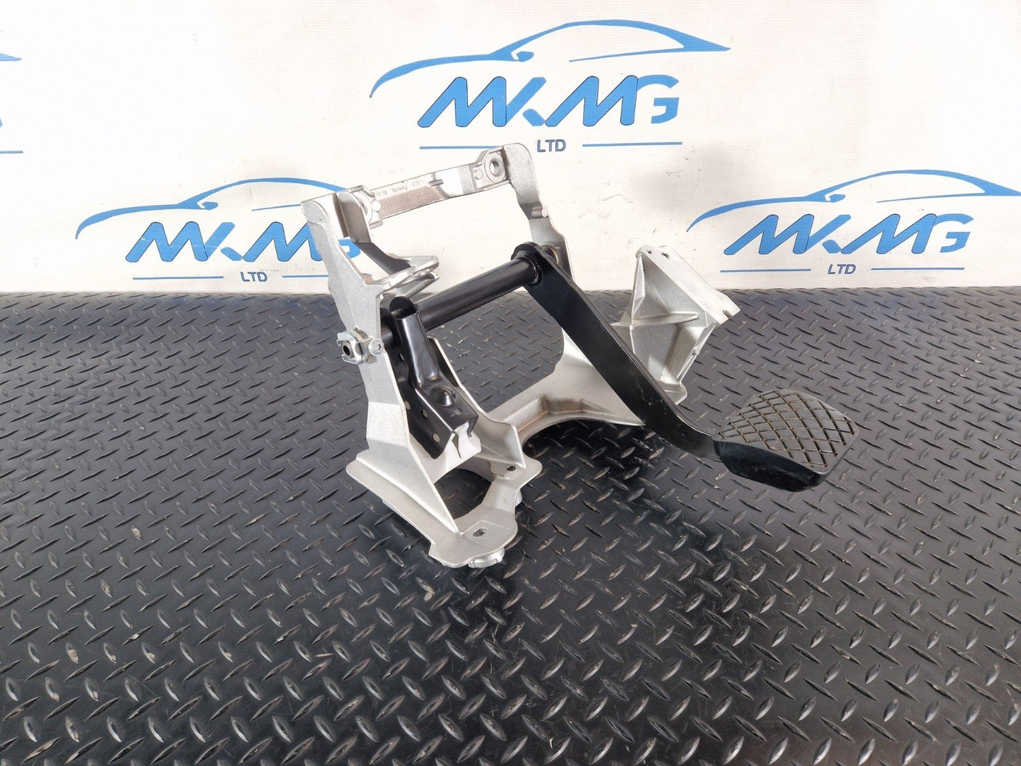 16-20 AUDI Q7 4M 3.0TDI AUTO GEARBOX GENUINE BRAKE PEDAL ASSEMBLY 4M2723117B