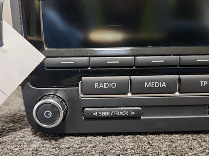 Volkswagen Polo 6R - MK5 Genuine Radio Stereo CD Player Head Unit 5M0035186J
