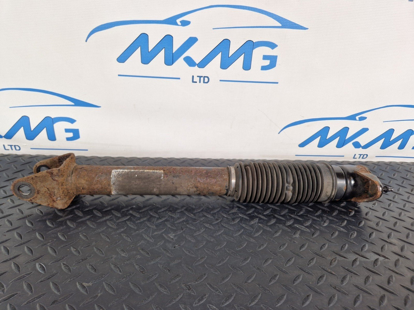 11-19 MERCEDES ML W166 GENUINE REAR SHOCK ABSORBER FITS BOTH SIDES A1663262000
