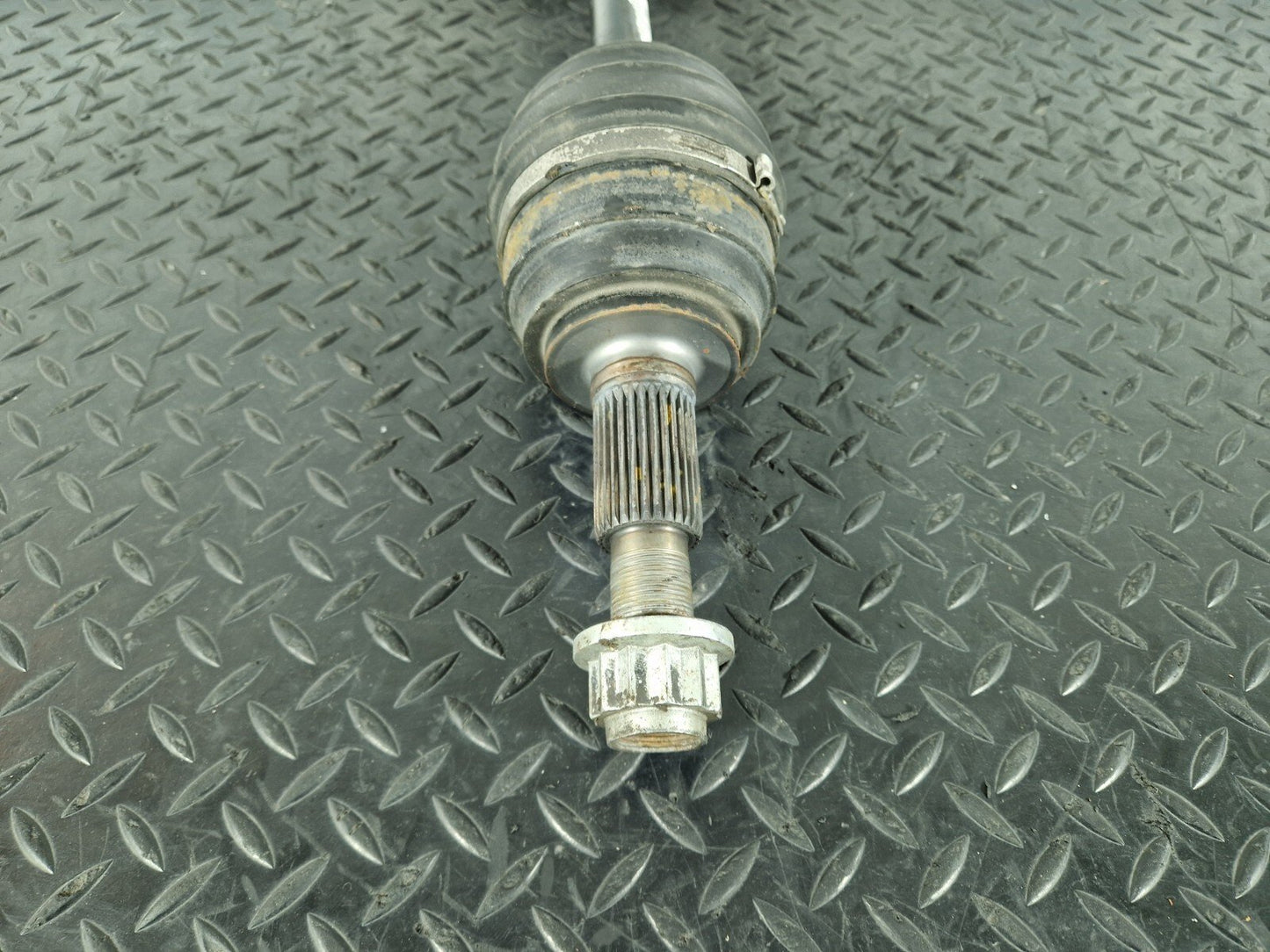 10-15 AUDI Q7 4L 3.0 TDI QUATTRO GENUINE FRONT LEFT DRIVESHAFT 10260896C