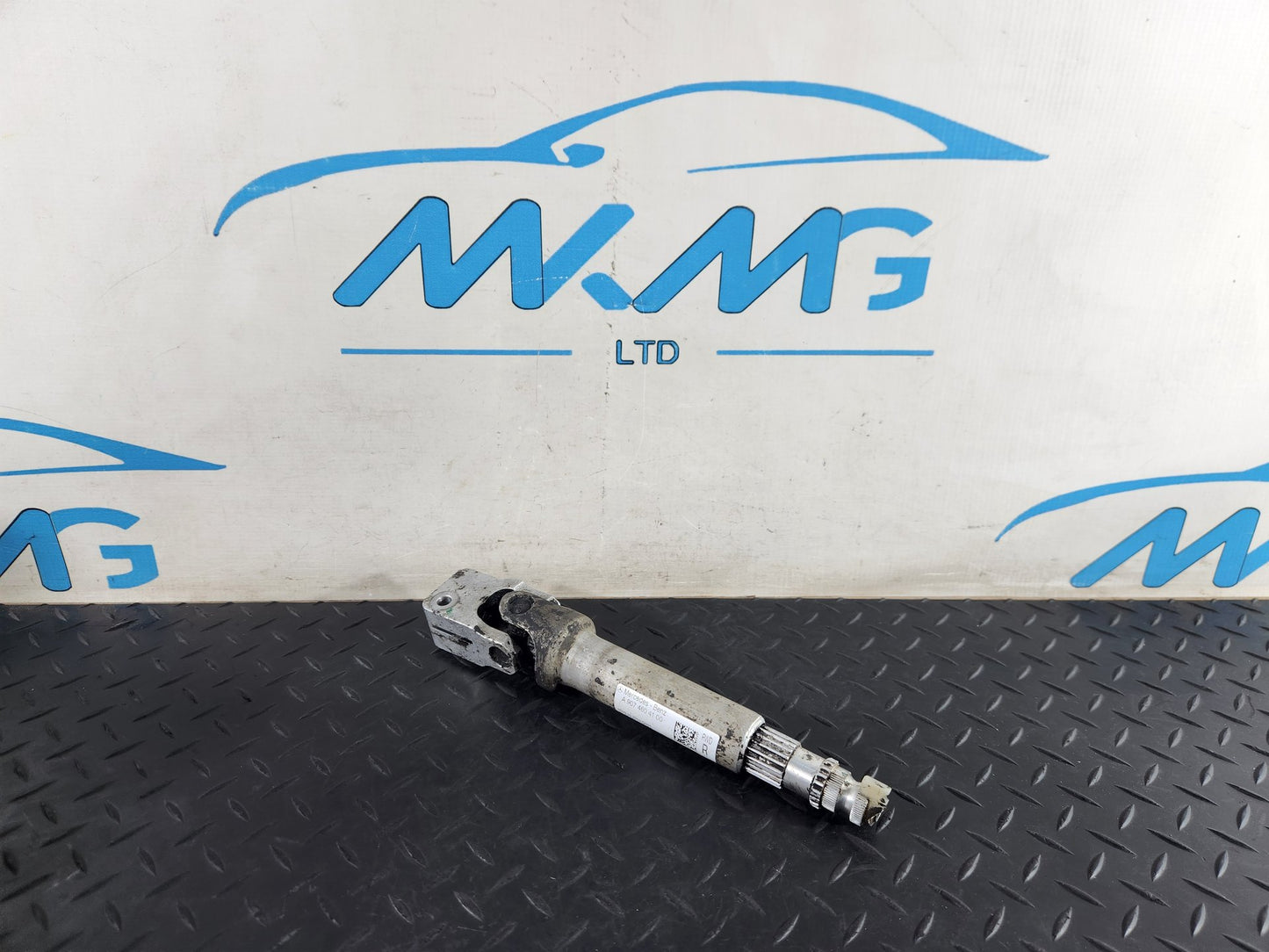 Mercedes-Benz Sprinter W907 Genuine Lower Steering Column Shaft A9074604100