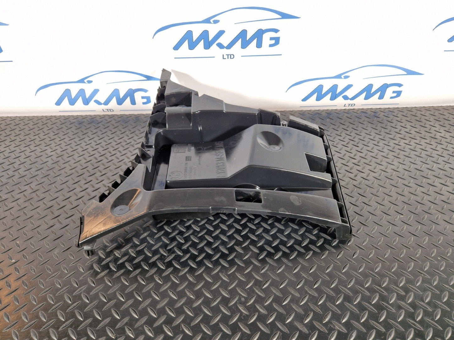 11-18 BMW 6 SERIES F06 GENUINE BUMPER BRACKET PASSENGER LEFT 8050385