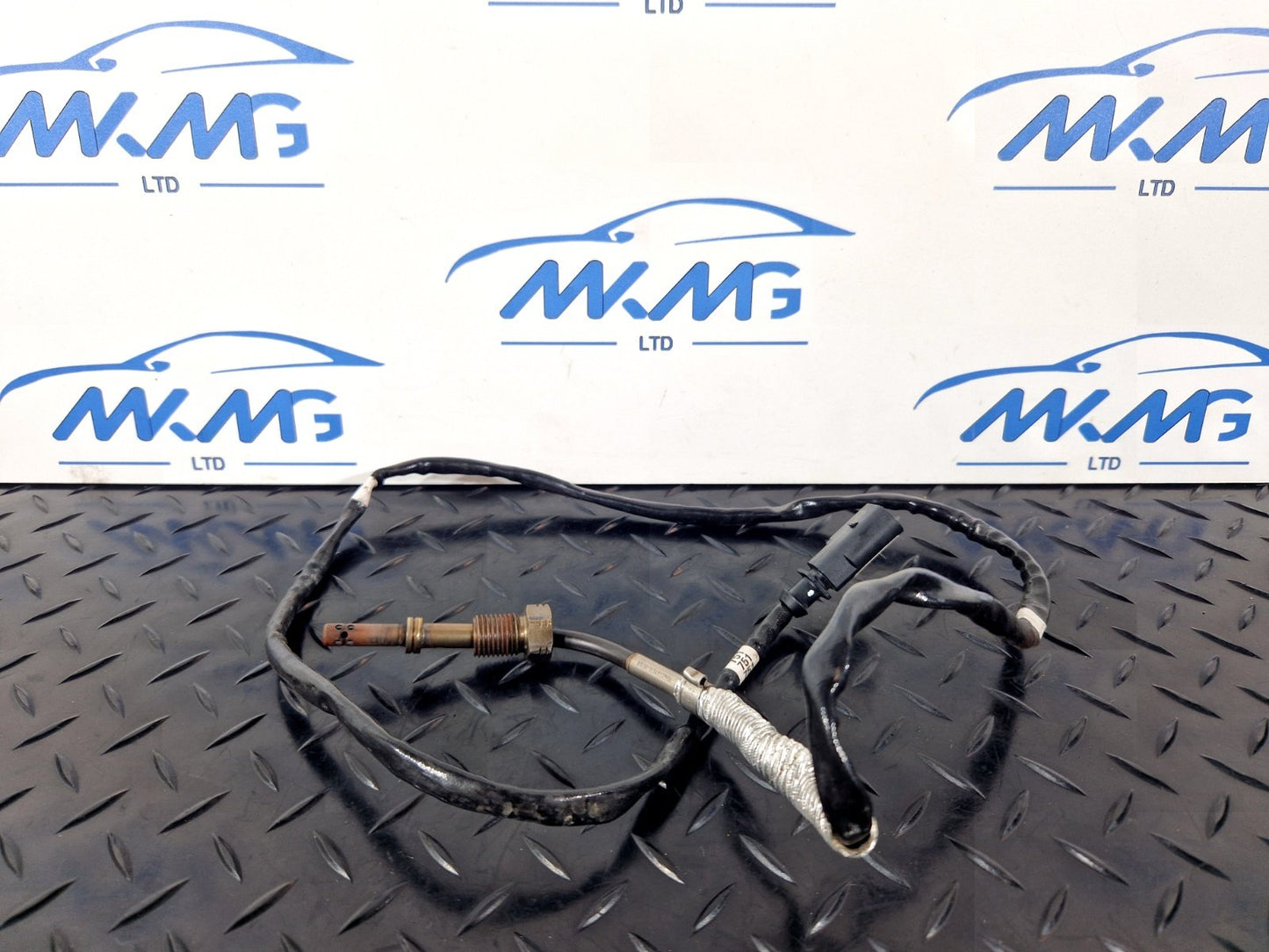 16-19 AUDI A4 B9 GENUINE 2.0TDI EXHAUST PEMERATURE SENSOR 04L906088JA