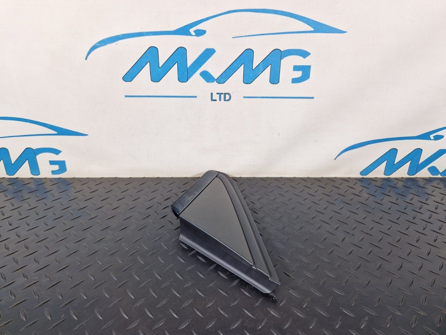 11-19 MERCEDES BENZ ML W166 EXTERIOR WING TRIM LEFT PASSENGER SIDE A2466901987