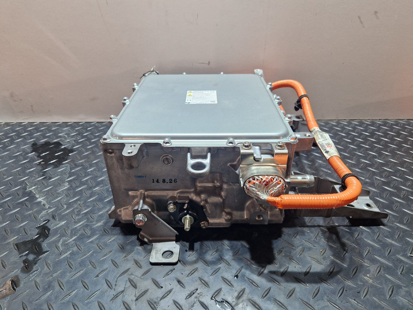 Mitsubishi Outlander PHEV MK3 (RE1) (GG2W) SUV Voltage Inverter W005T70271