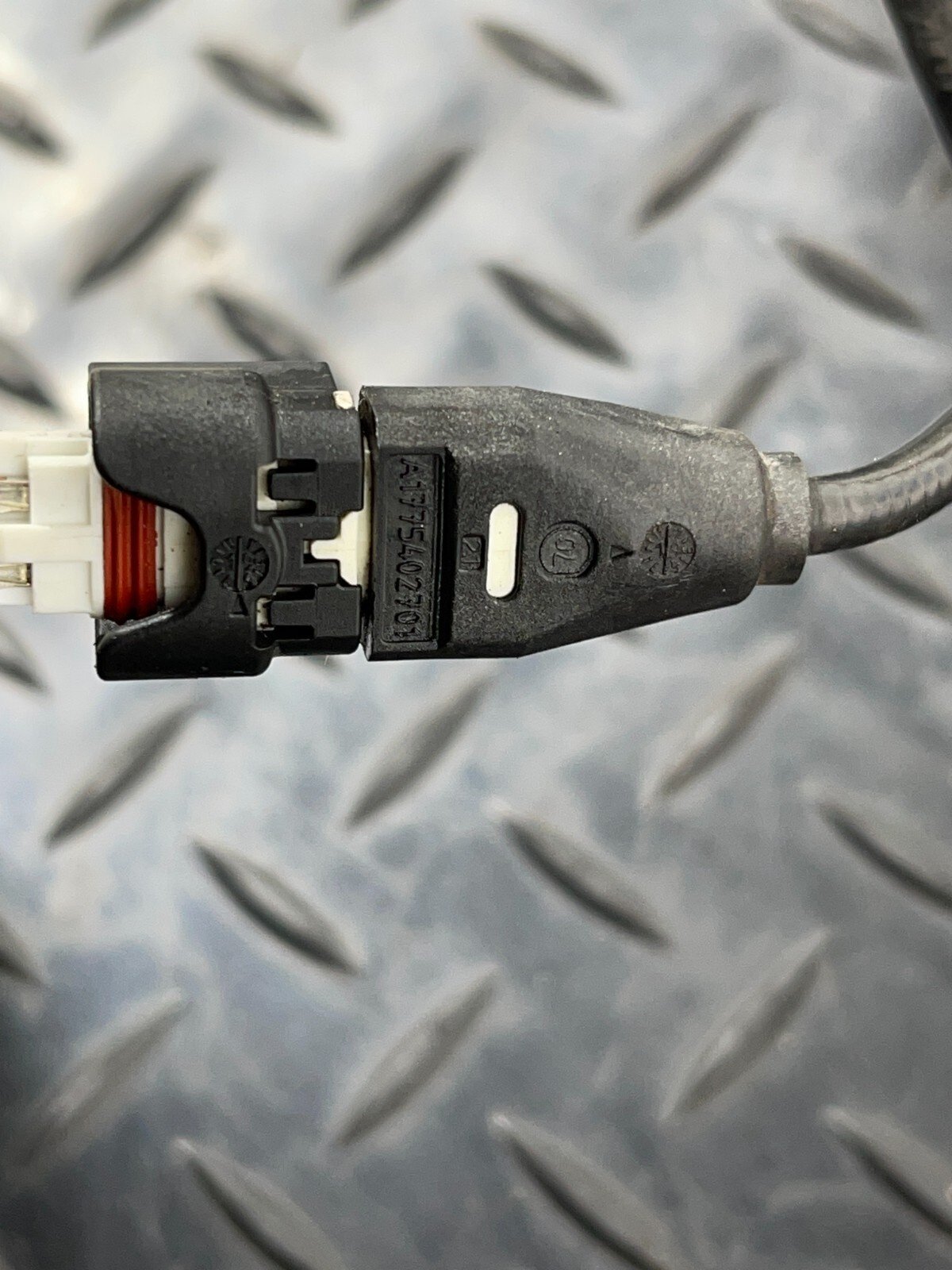 Mercedes W177 Rear Axle Wheel RPM Speed Left N/S Sensor Wire Harness A2475400700