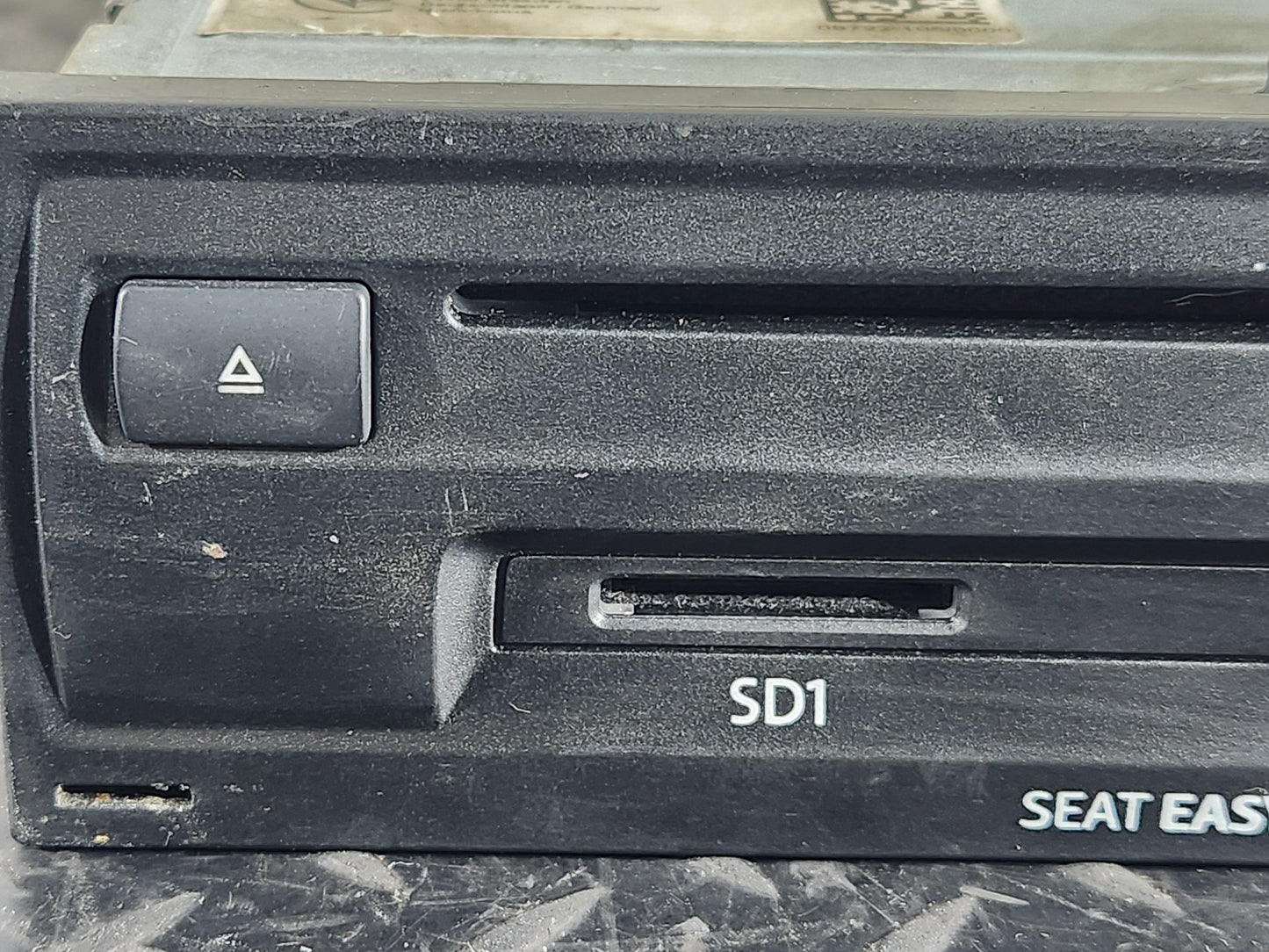 Seat Leon 5F MK3 Genuine Radio Stereo Multimedia MMI Head Unit 5F0035877