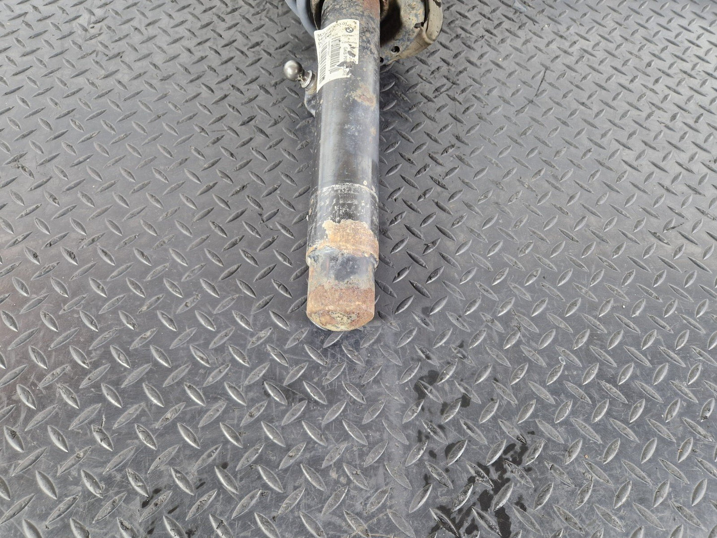 14-16 BMW 2 SERIES F22 GENUINE FRONT RIGHT SHOCK ABSORBER 6873733