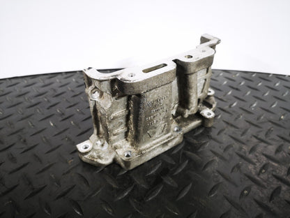 16-19 AUDI A4 B9 S-LINE GENUINE V6 3.0TDI CSW CYLINDER HEAD END PLATE 059109122T