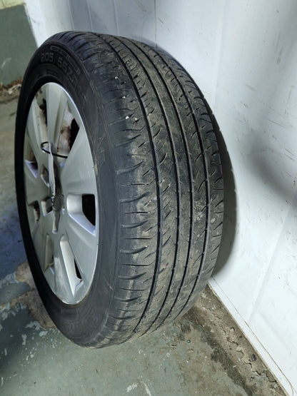 2008 Audi A3 8P 16" Alloy Wheel with Tyre 205/55/16 ~5mm 8P0601025BJ