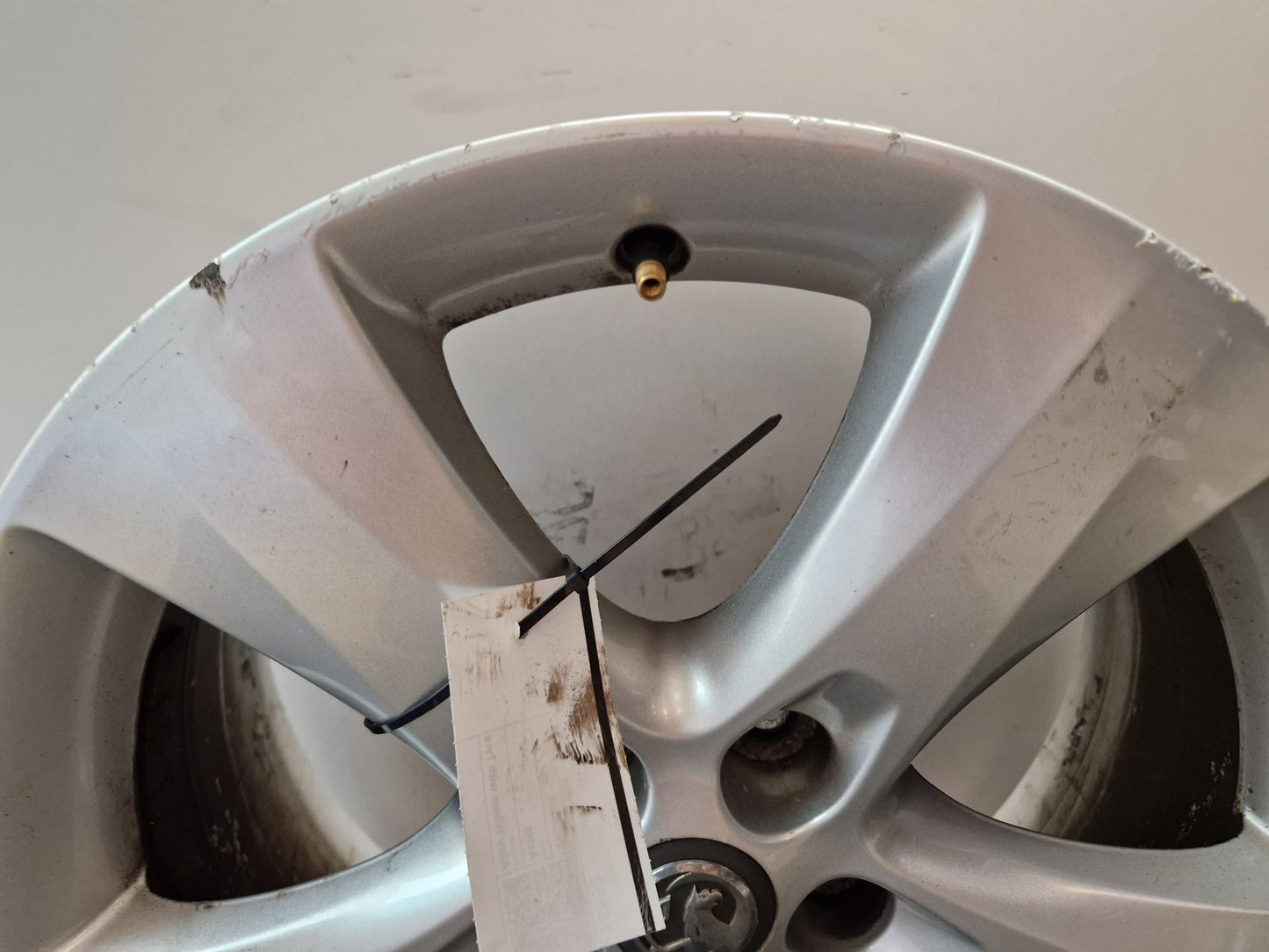 Vauxhall Astra MK6 (J) (A3400) Hatchback 5 Spoke 17" Alloy Wheel