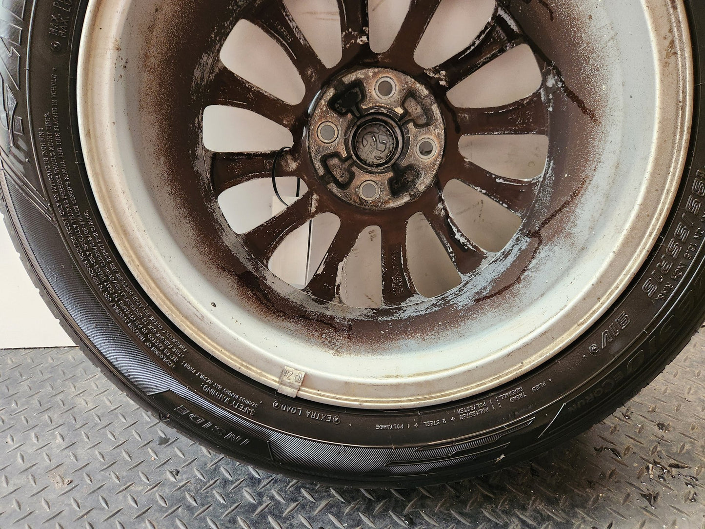 Vauxhall Corsa MK4 (E) (4500) 16" Alloy Wheel with Tyre 195/55/16 ~5mm