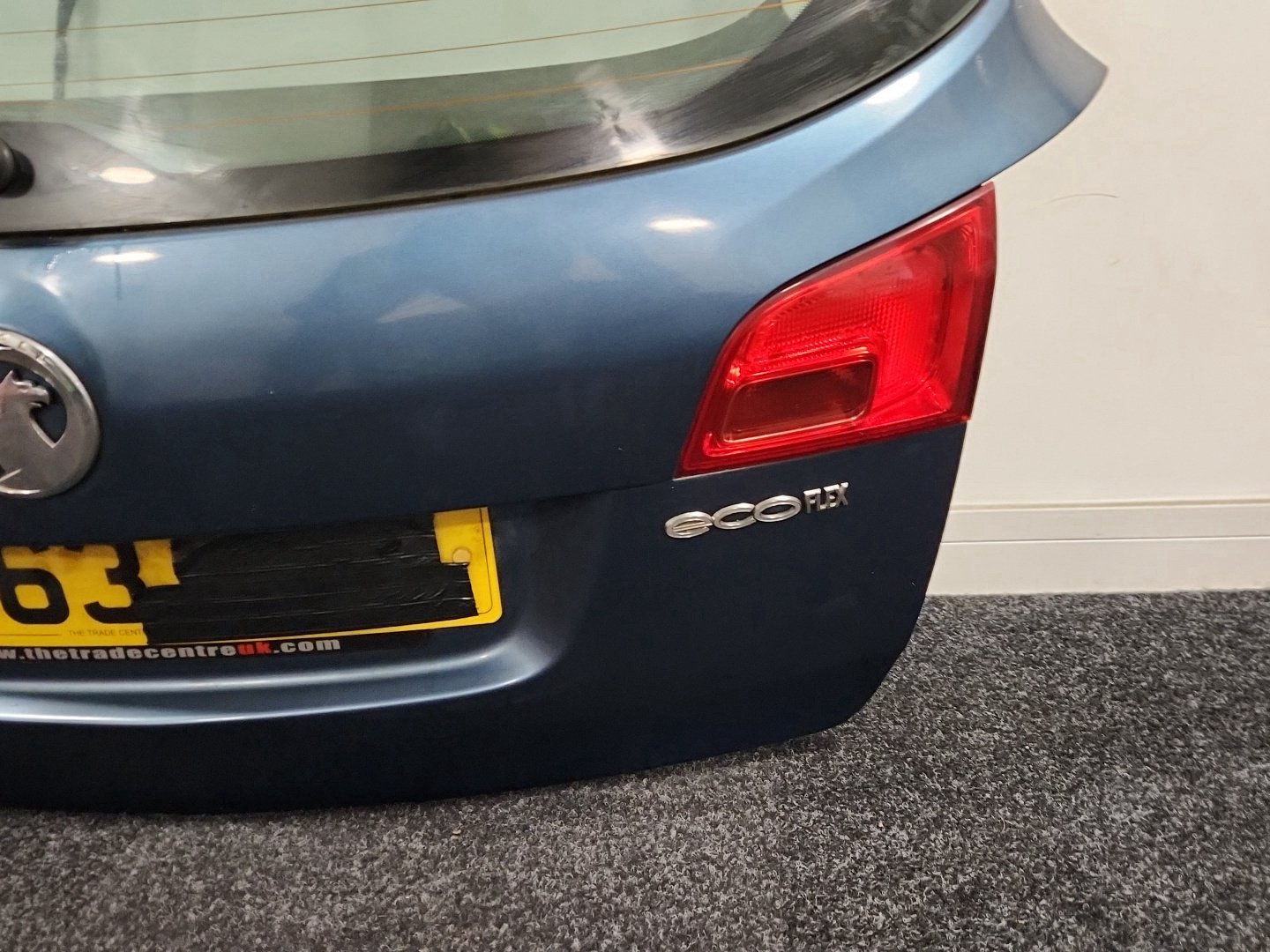 Vauxhall Astra MK6 (J) (A3400) Estate Genuine Bootlid Trunk Tailgate in Blue GWJ