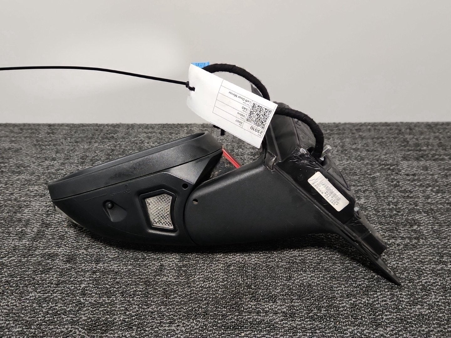 Volvo S40 MK2 (MS) Saloon Front Left N/S Door Wing Mirror in Passion Red 61200