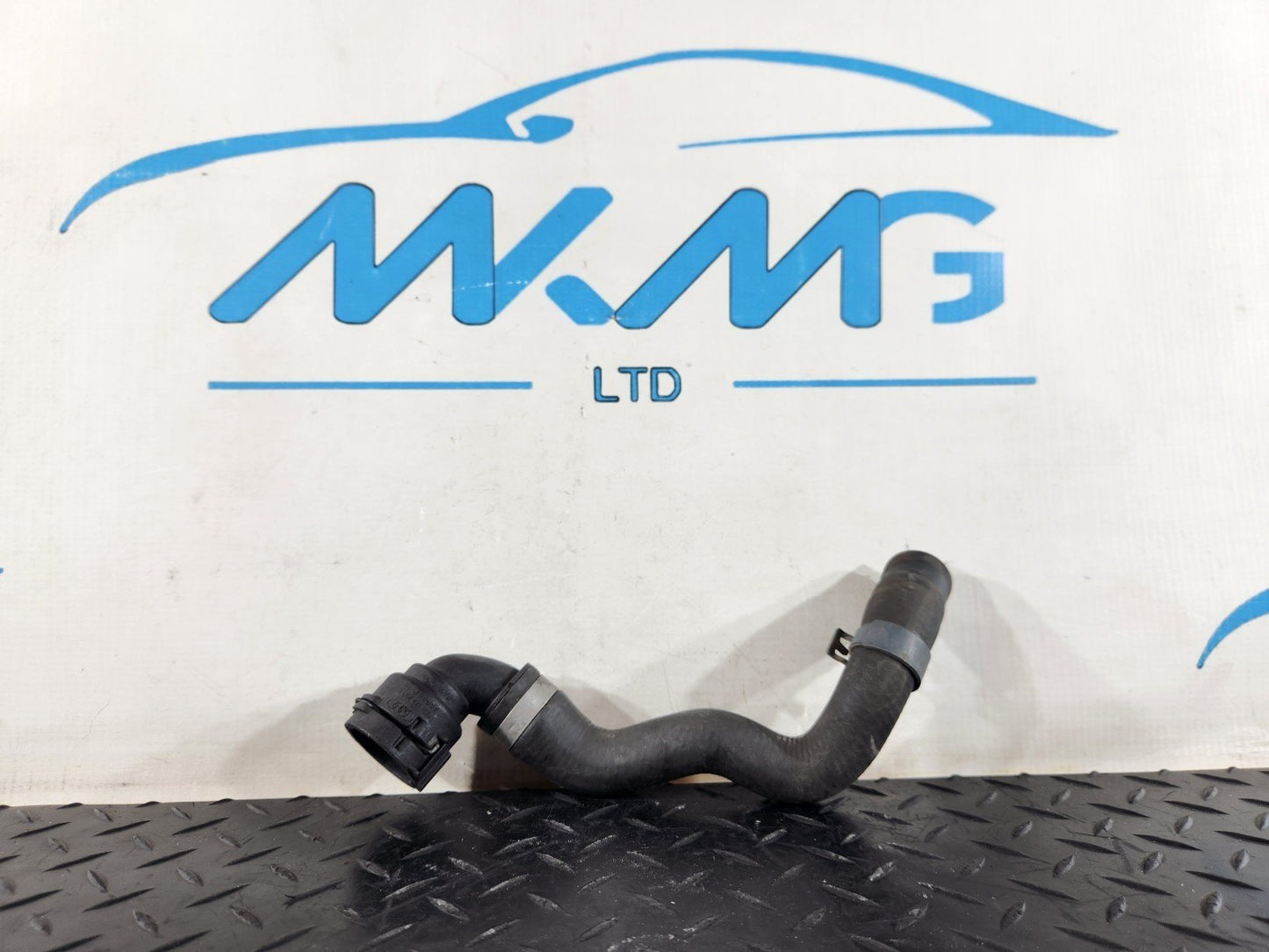 16-19 AUDI A4 B9 A5 F5 GENUINE HEATER HOSE PIPE 8W0819342B