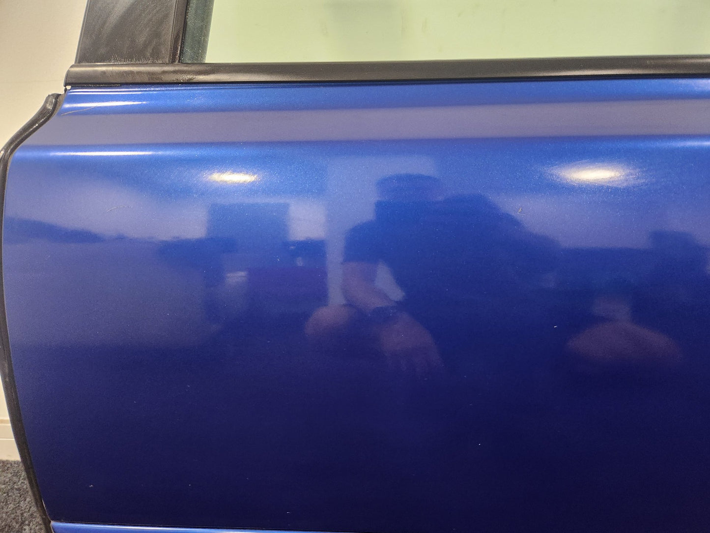 Volvo V50 MK2 FL MW Estate Rear Left Complete Door in Brilliant Blue Pearl 47600