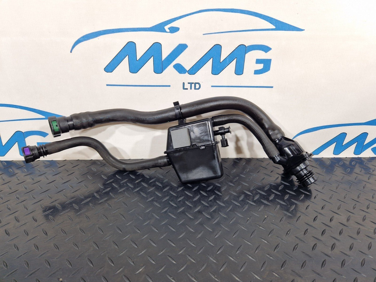 16-23 AUDI A5 F5 SPORTBACK S-LINE ADBLUE FILLER REDUCER PIPE HOSE 8W6131963A