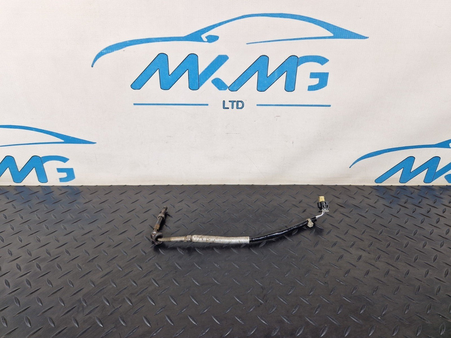 Mercedes-Benz Unknown Part Type A0081533728