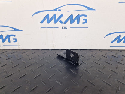 18-ON MERCEDES SPRINTER W907 W910 FRONT RIGHT WING HOLDER BRACKET A9108810800