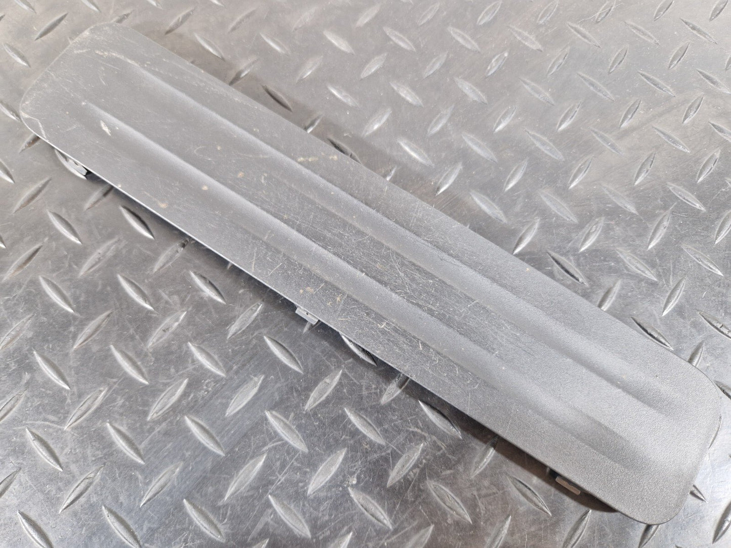 14-21 BMW 2 SERIES 218d GRAN TOURER F46 OEM FOOT REST TRIM COVER PANEL 7322168