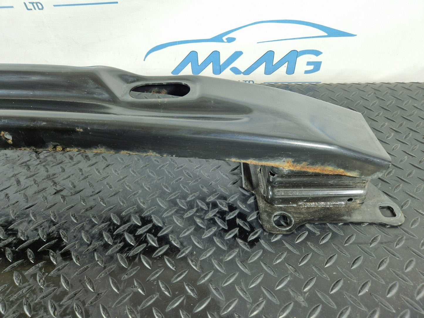 19-ON RANGE ROVER EVOQUE OEM REAR BUMPER CRASH BAR REINFORCEMENT K8D217906AB