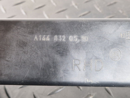 Mercedes-Benz Unknown Pa rt Type A1668320590