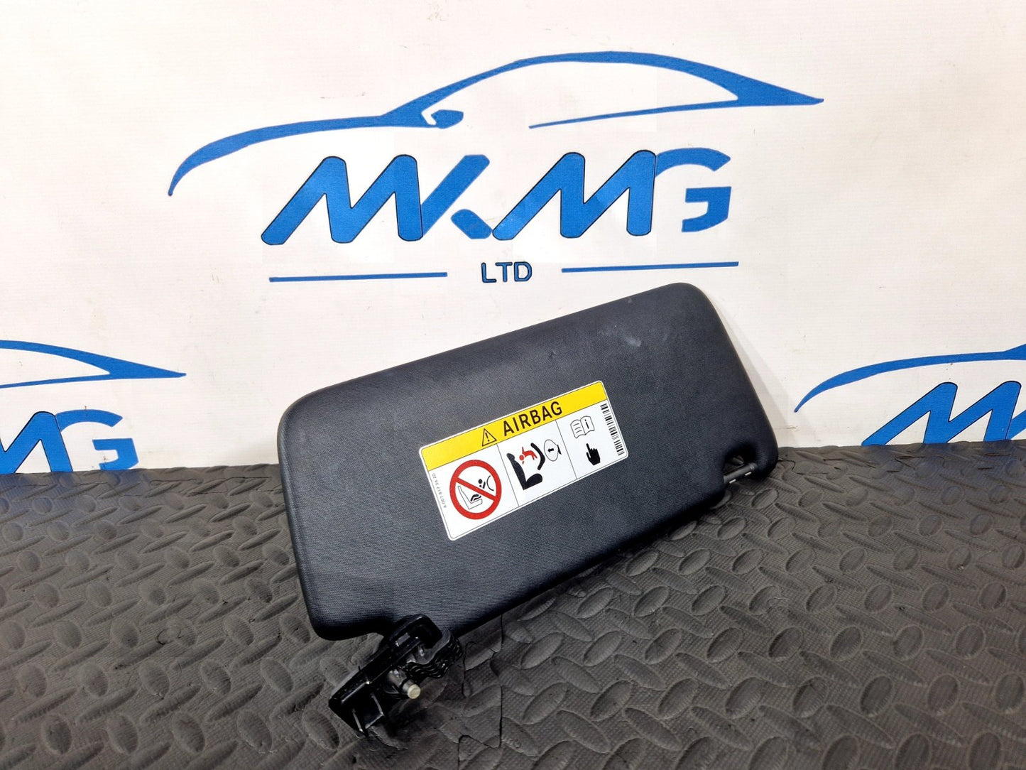 12-18 MERCEDES BENZ A CLASS W176 SUN VISOR FRONT LEFT PASSENGER SIDE A1768100510