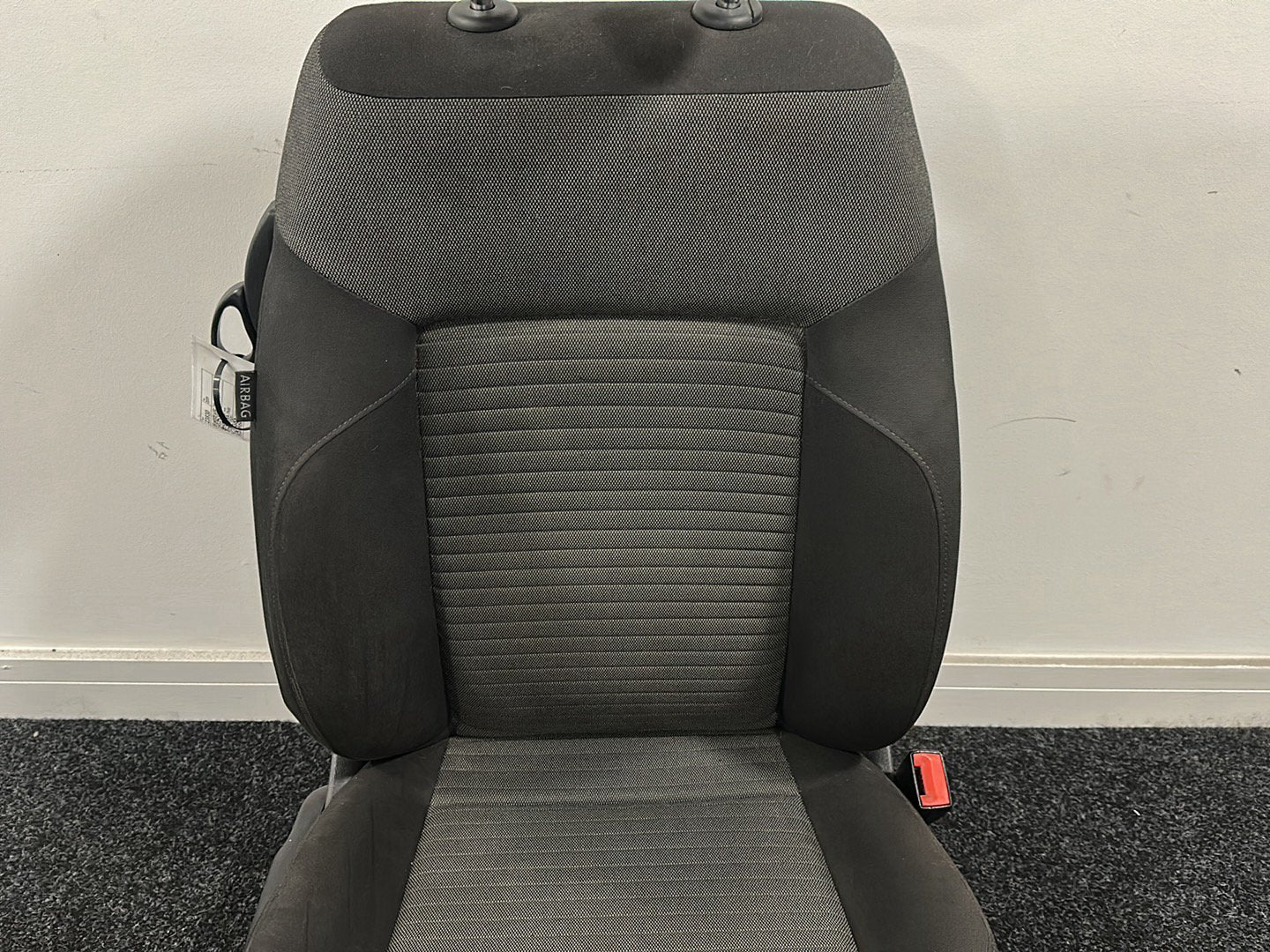 Volkswagen Polo 6R MK5 Hatchback Genuine Front Right O/S Driver Seat