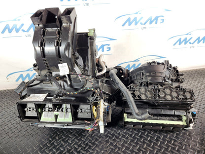 10-18 VW TOUAREG 7P GENUINE HEATER MATRIX BOX 5WC816005D