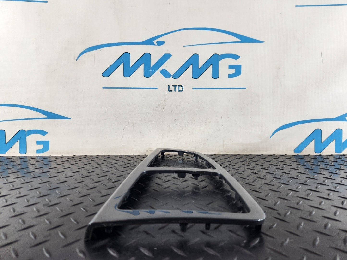 16-20 AUDI Q7 4M CENTRE CONSOLE SURROUND TRIM PANEL 4M2863321
