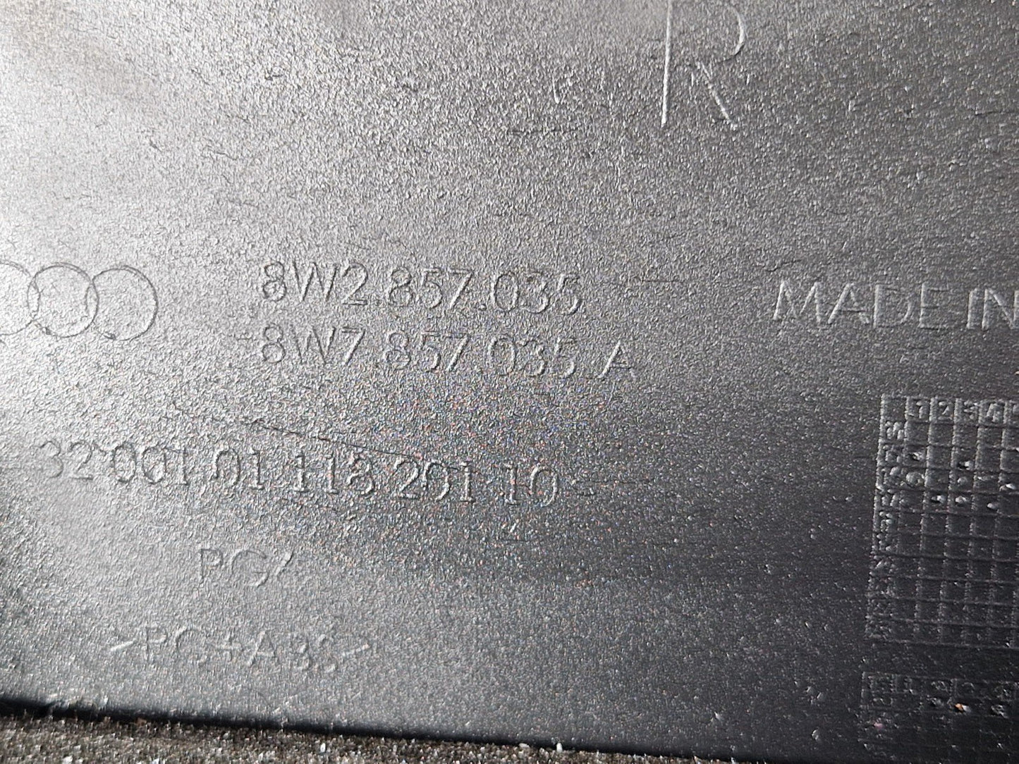 Audi Unknown Part Type 8W28570356PS