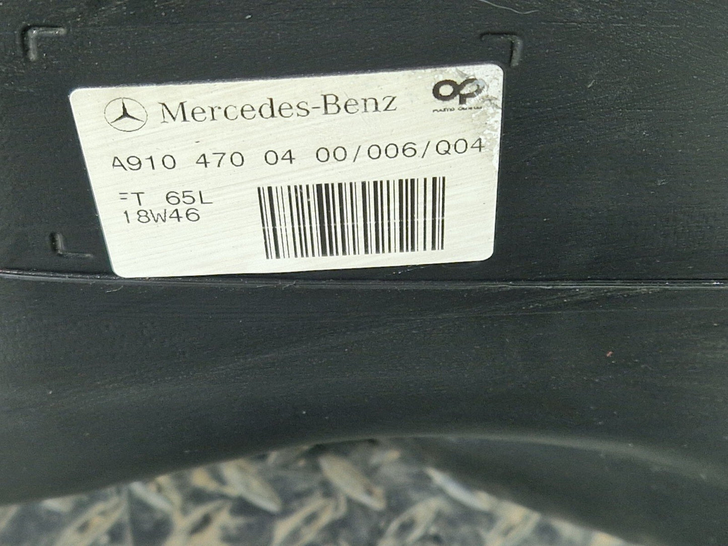18-ON MERCEDES BENZ SPRINTER W907 W910 2.2 CDI FUEL TANK DIESEL A9104702100