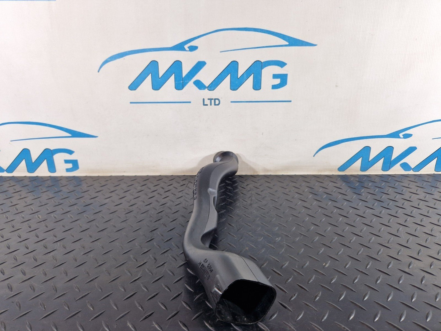 Mercedes-Benz Unknown Part Type A1668320490