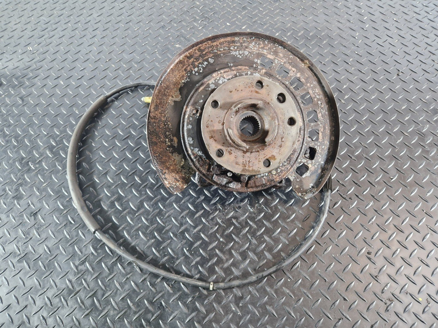 10-15 AUDI Q7 4L GENUINE REAR RIGHT O/S WHEEL HUB CARRIER KNUCKLE 7L8505436A