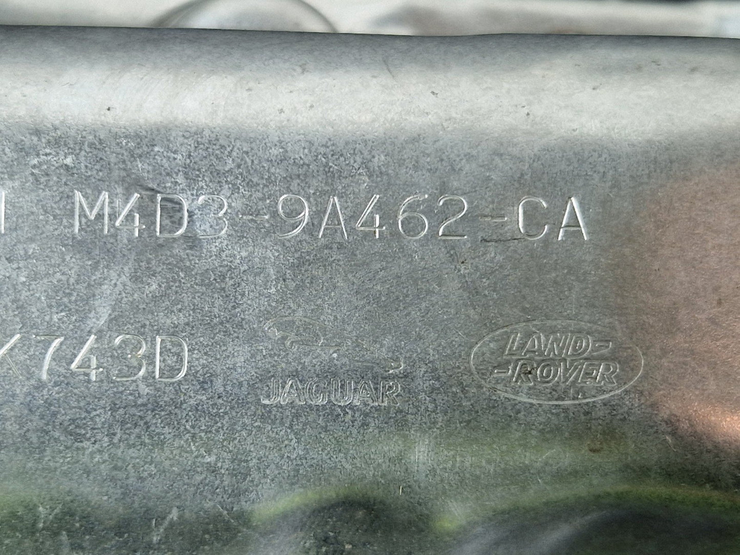 19-ON RANGE ROVER EVOQUE L551 EXHAUST MANIFOLD HEAT SHIELD M4D3-9A462-CA